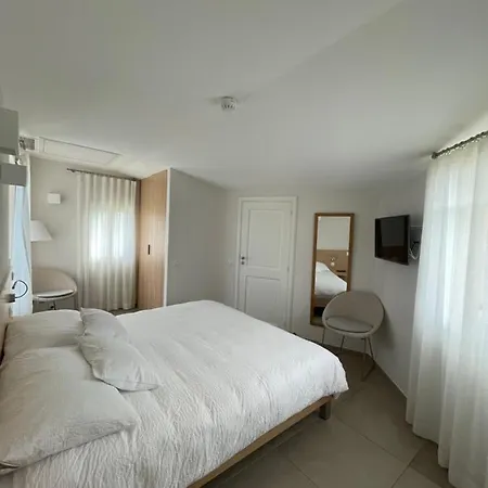 Aparthotel Clos Des Oliviers - Meuble De Tourisme
