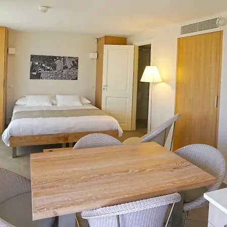 Clos Des Oliviers - Meuble De Tourisme Aparthotel Grimaud